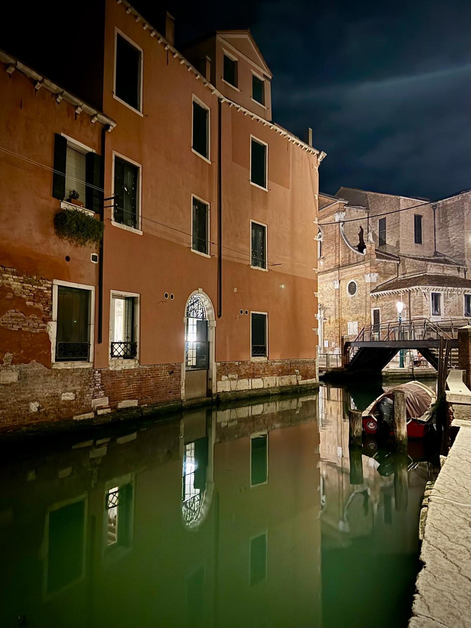 Ca Penini - Canal View Venise Extérieur photo